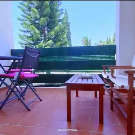 Junto Al Mar Piscinas Jardines Wifi شقة